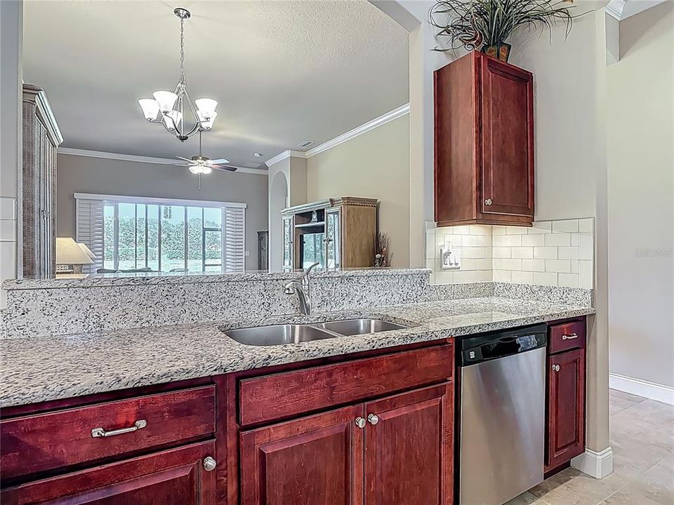 Active With Contract: $339,900 (3 beds, 2 baths, 1695 Square Feet)