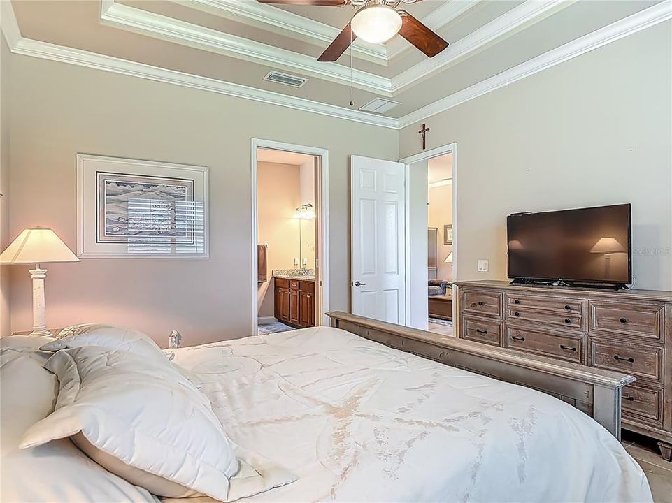 Active With Contract: $339,900 (3 beds, 2 baths, 1695 Square Feet)