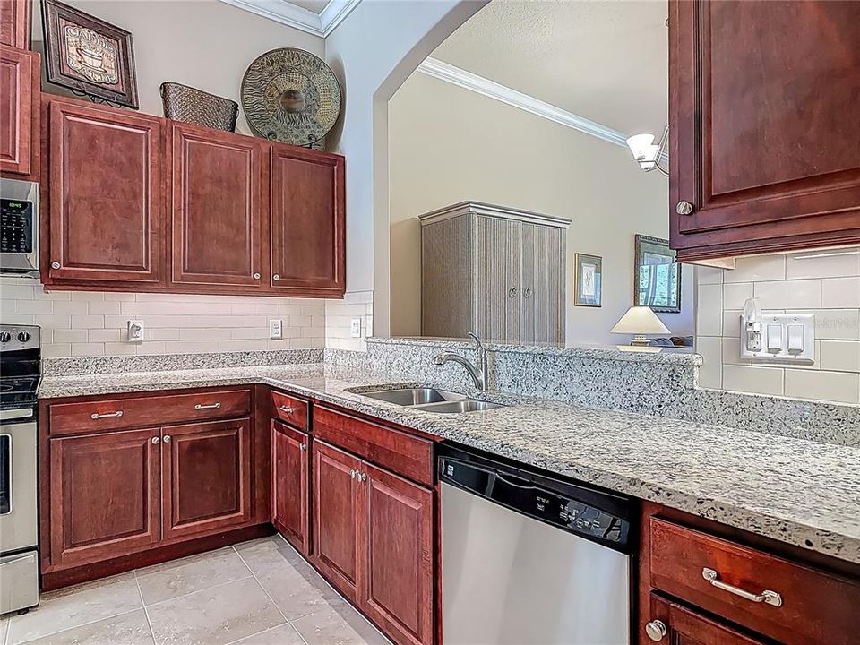 Active With Contract: $339,900 (3 beds, 2 baths, 1695 Square Feet)