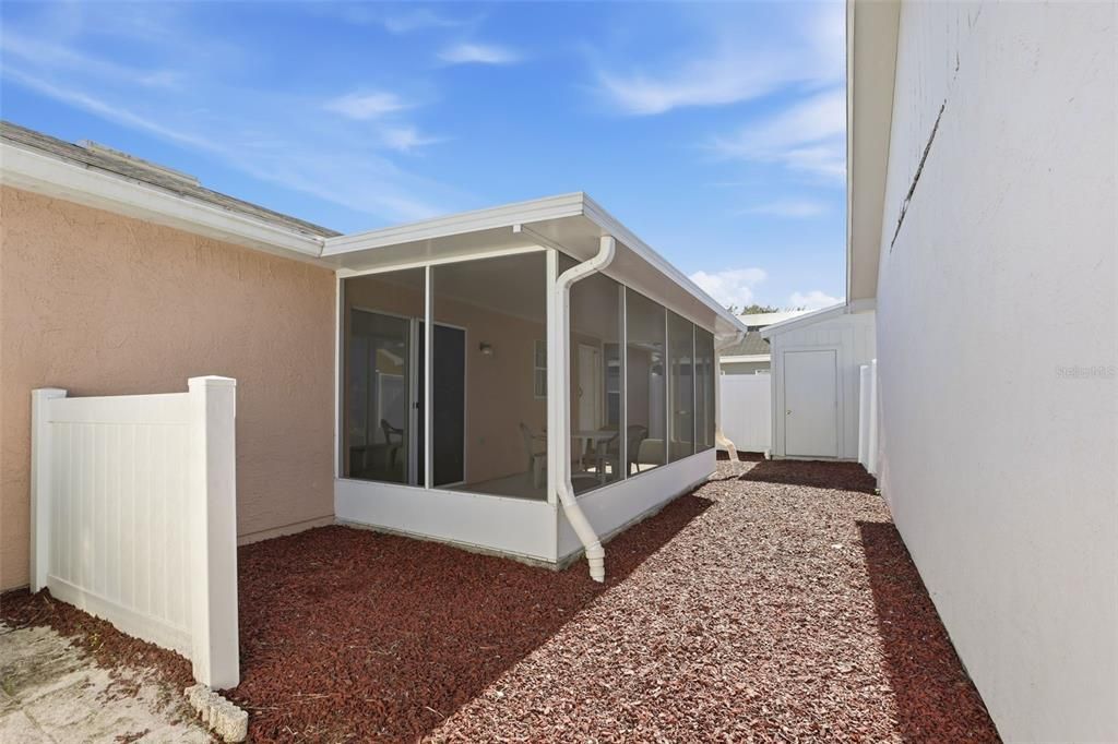 For Sale: $279,900 (3 beds, 2 baths, 1089 Square Feet)