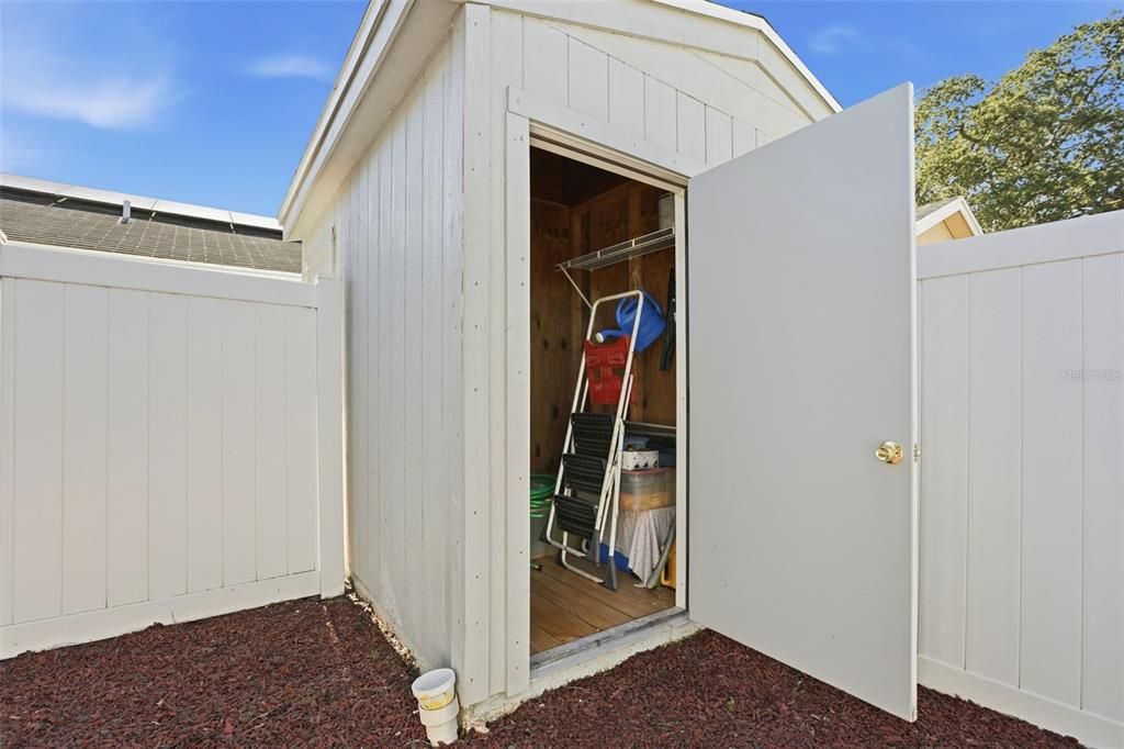 For Sale: $279,900 (3 beds, 2 baths, 1089 Square Feet)