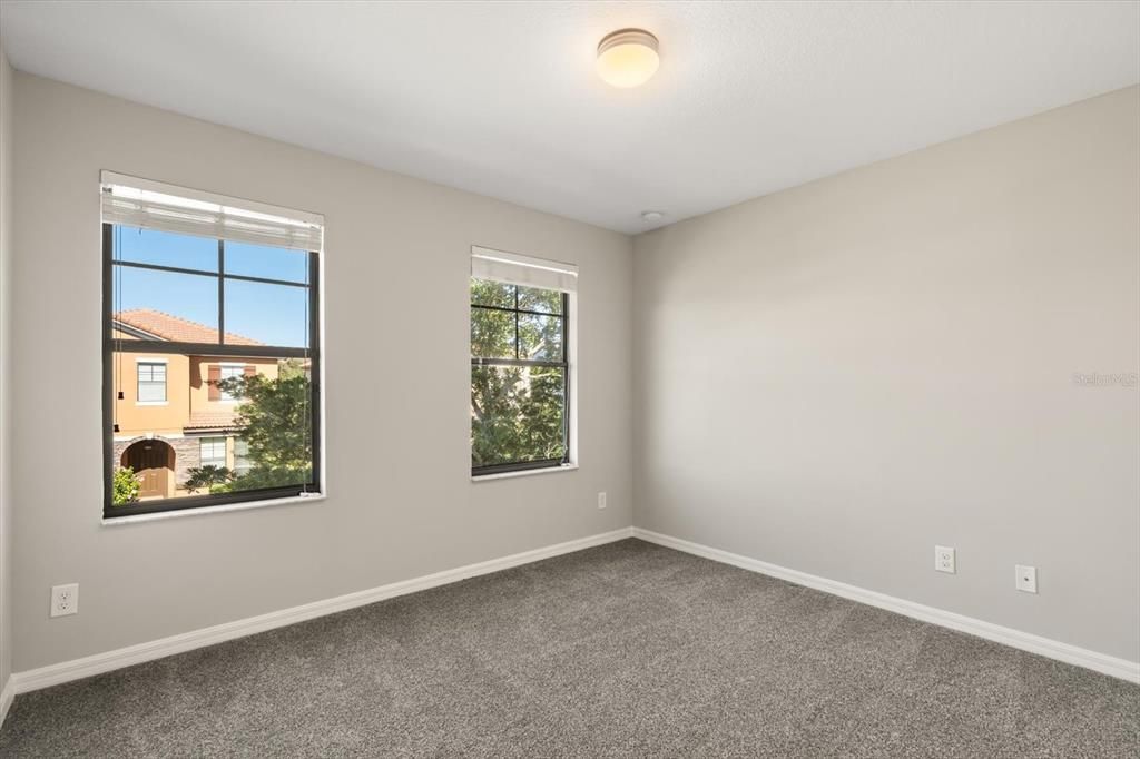 For Sale: $489,000 (5 beds, 2 baths, 2382 Square Feet)