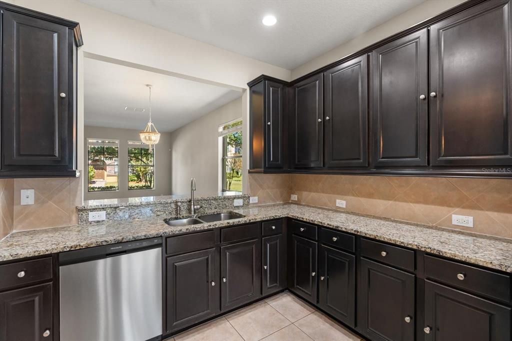 For Sale: $489,000 (5 beds, 2 baths, 2382 Square Feet)