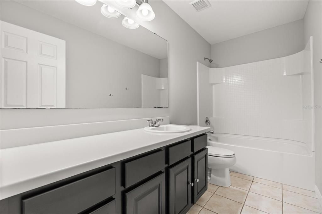 For Sale: $489,000 (5 beds, 2 baths, 2382 Square Feet)