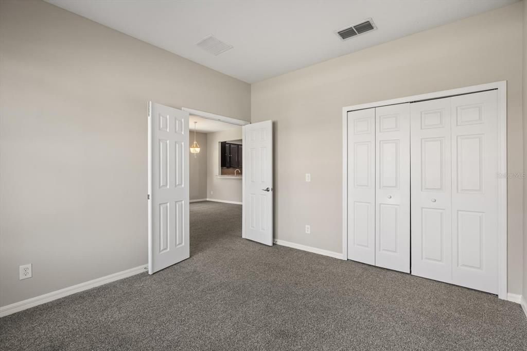 For Sale: $489,000 (5 beds, 2 baths, 2382 Square Feet)