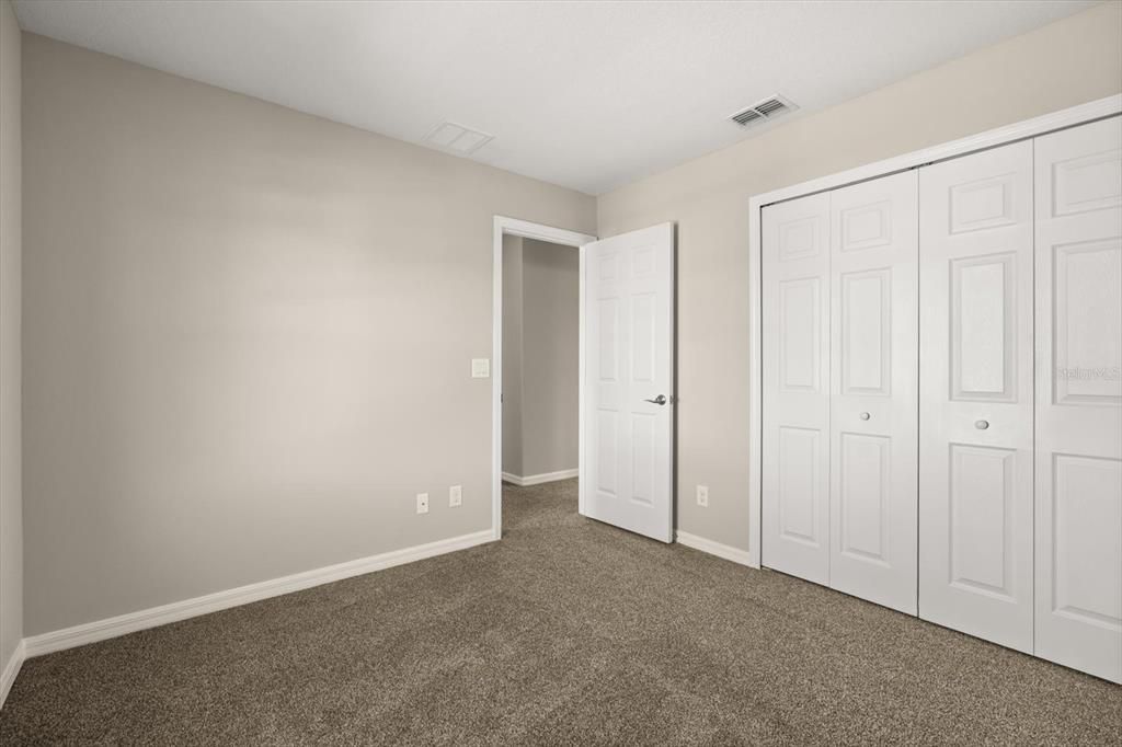 For Sale: $489,000 (5 beds, 2 baths, 2382 Square Feet)