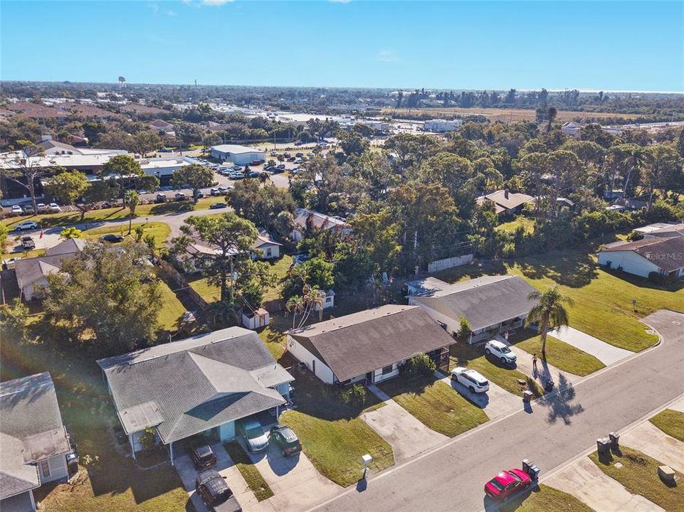 For Sale: $169,900 (2 beds, 2 baths, 1032 Square Feet)