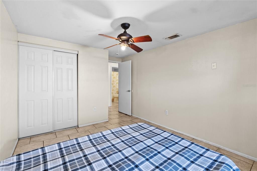 For Sale: $169,900 (2 beds, 2 baths, 1032 Square Feet)