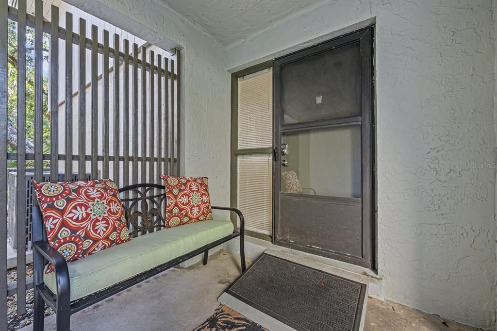 待售: $229,900 (2 贝兹, 2 浴室, 880 平方英尺)