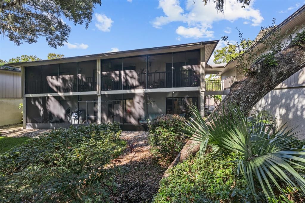 待售: $229,900 (2 贝兹, 2 浴室, 880 平方英尺)