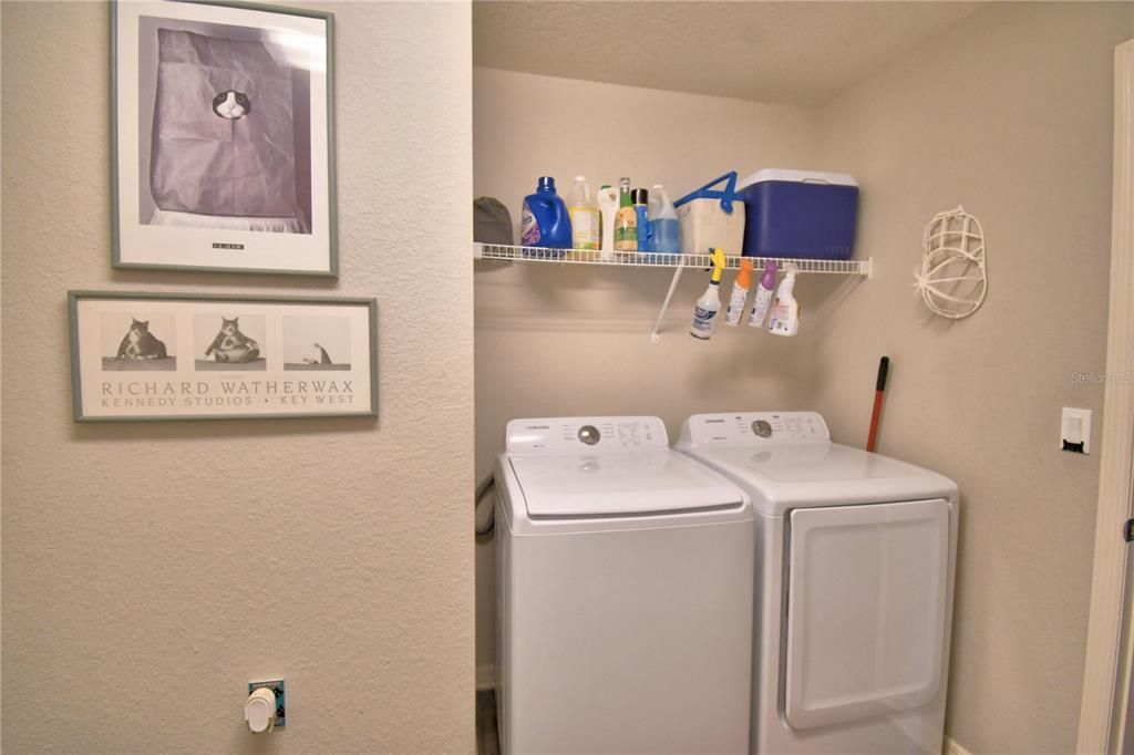 待售: $299,900 (3 贝兹, 2 浴室, 1435 平方英尺)