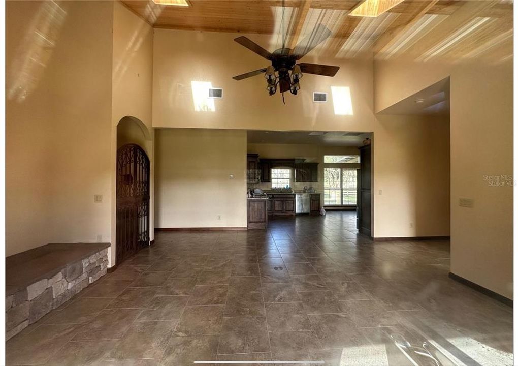 For Sale: $1,600,000 (3 beds, 2 baths, 1804 Square Feet)