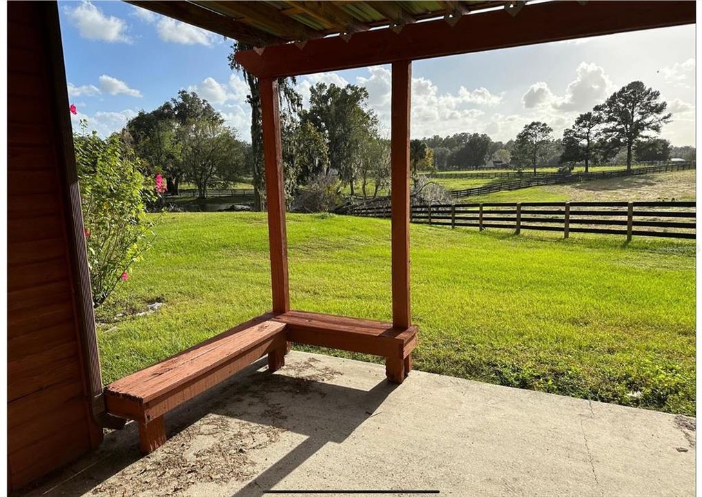 For Sale: $1,600,000 (3 beds, 2 baths, 1804 Square Feet)