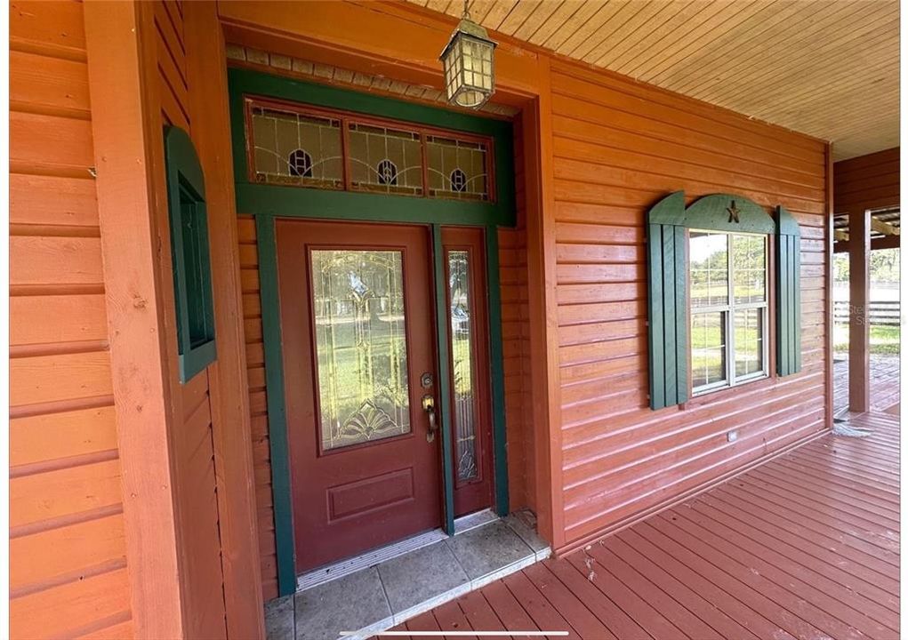 For Sale: $1,600,000 (3 beds, 2 baths, 1804 Square Feet)