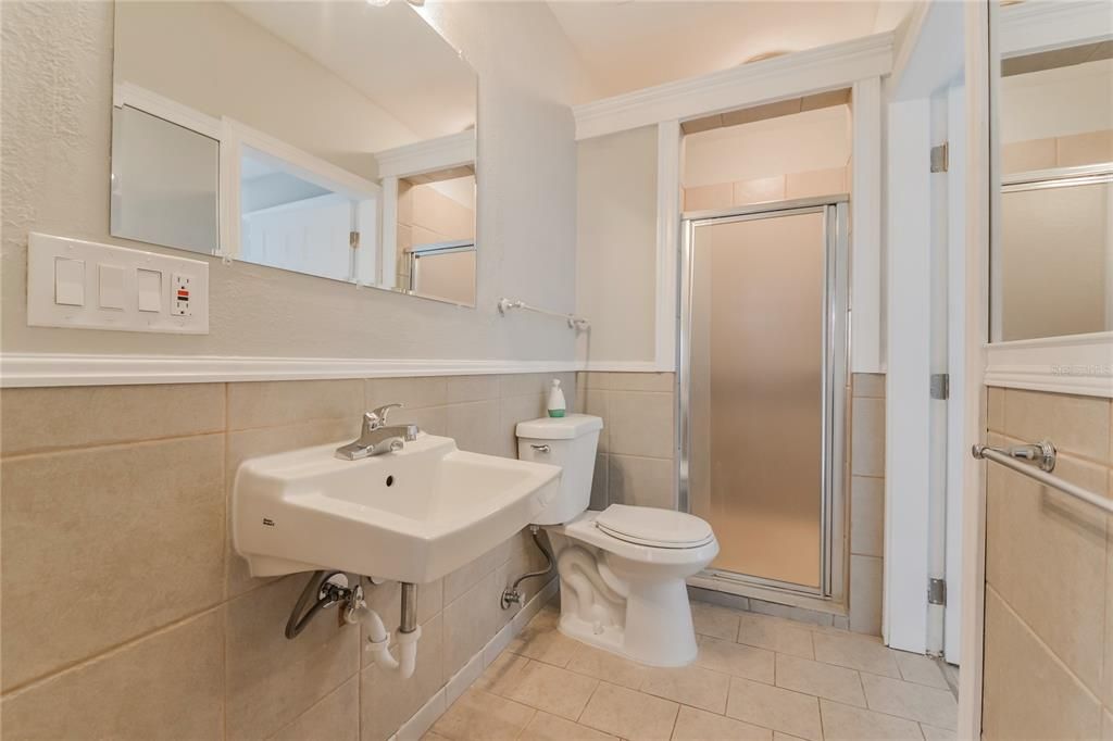 出租: $2,450 (4 贝兹, 2 浴室, 1724 平方英尺)