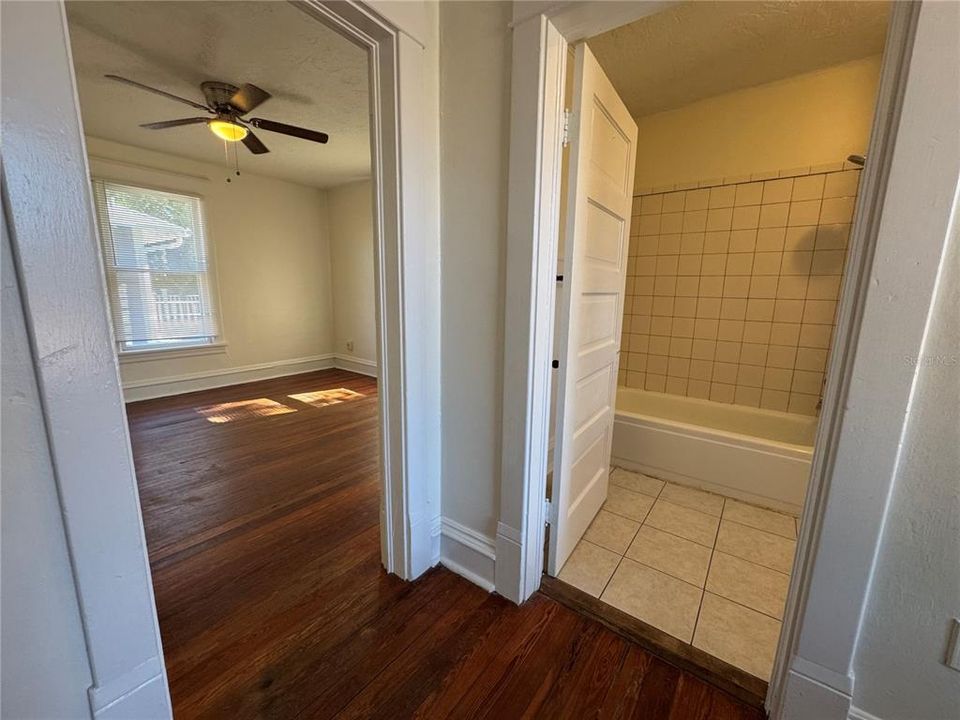 En Renta: $1,295 (2 camas, 1 baños, 703 Pies cuadrados)