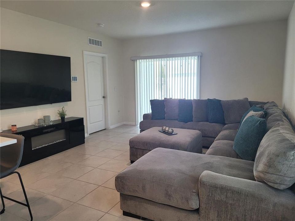 En Renta: $2,000 (3 camas, 2 baños, 1510 Pies cuadrados)