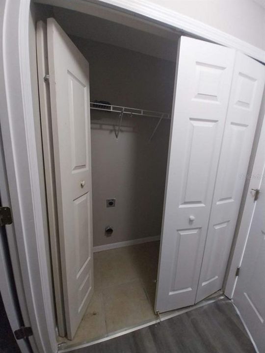 For Rent: $2,000 (4 beds, 2 baths, 1728 Square Feet)