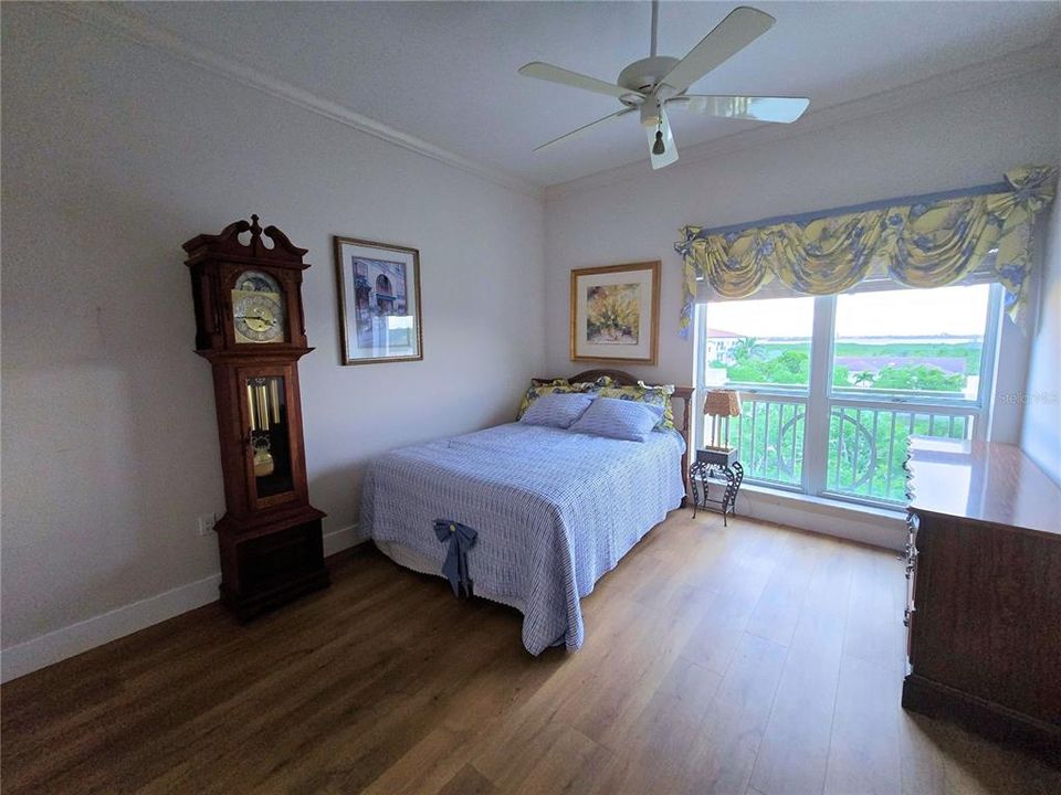 待售: $775,000 (3 贝兹, 2 浴室, 1843 平方英尺)