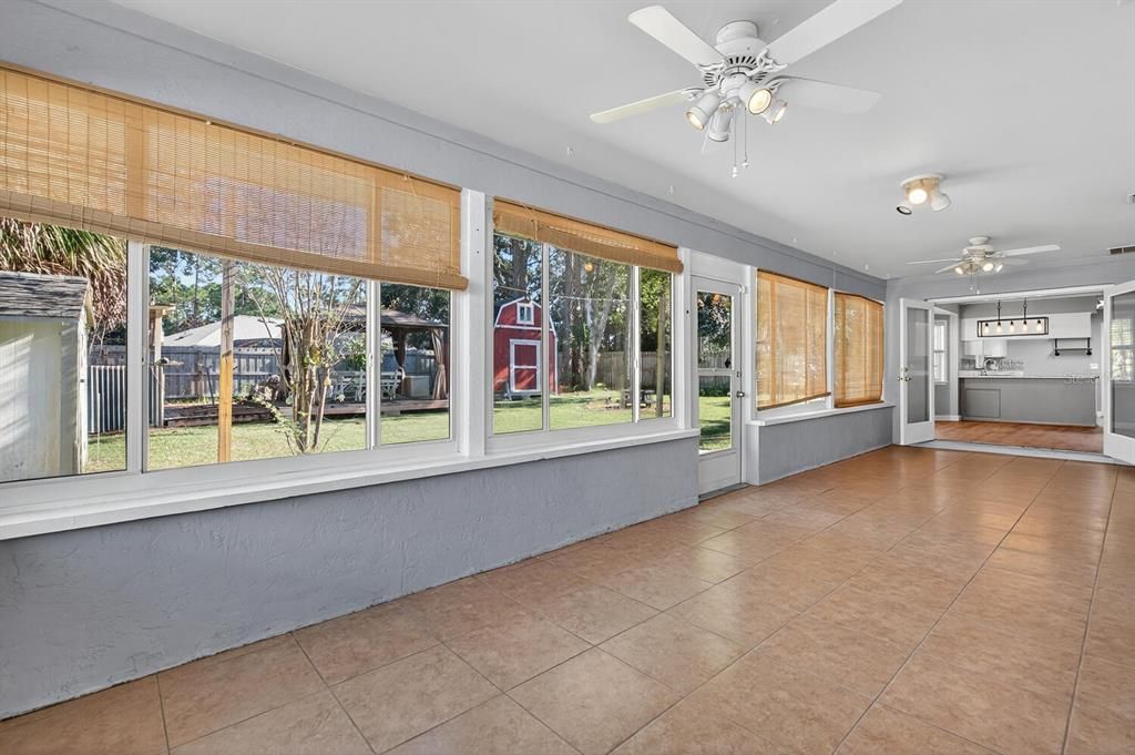 En Venta: $314,900 (3 camas, 2 baños, 1962 Pies cuadrados)