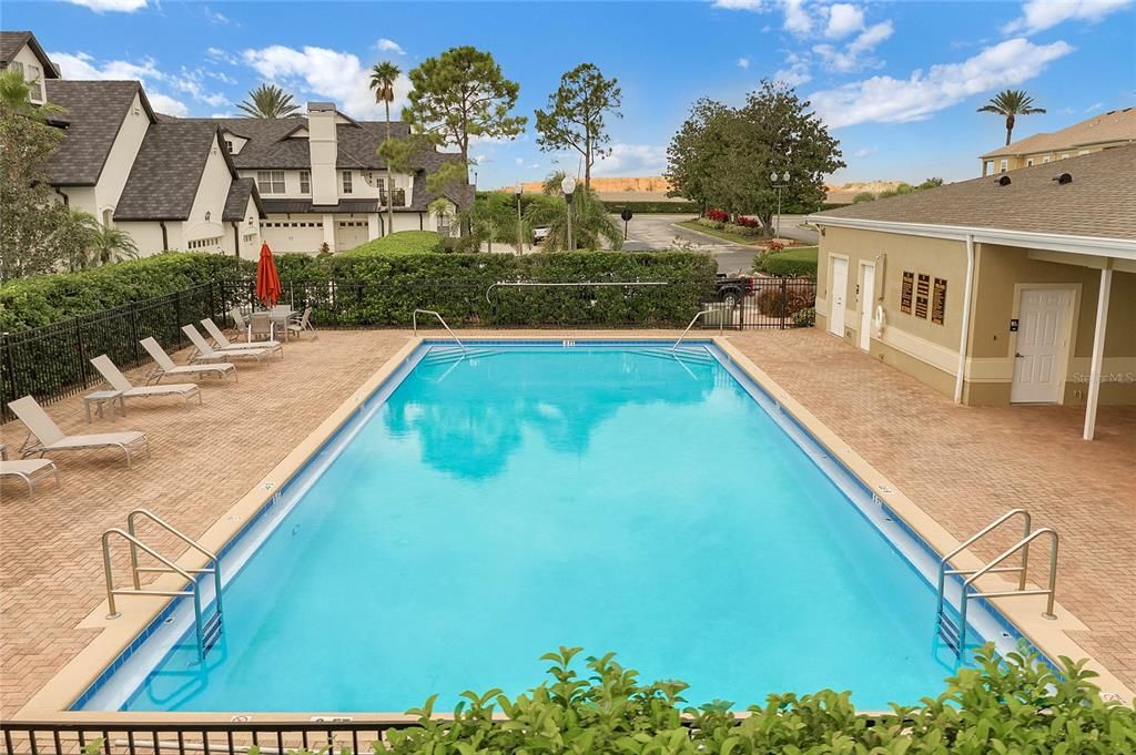 待售: $399,900 (4 贝兹, 2 浴室, 2056 平方英尺)