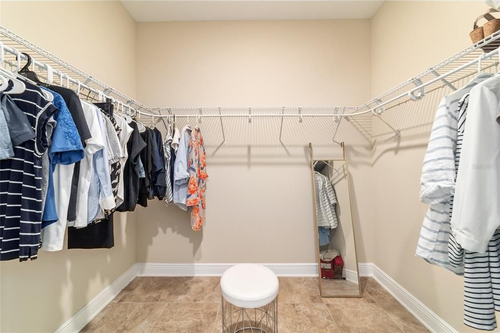 For Sale: $575,000 (3 beds, 2 baths, 2659 Square Feet)