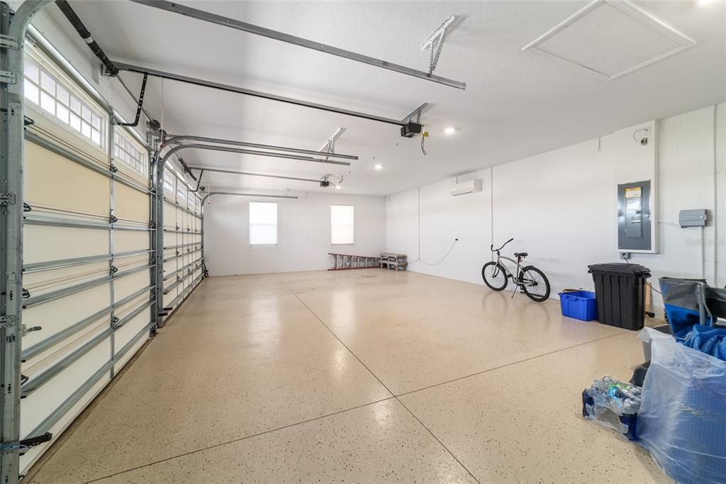 For Sale: $575,000 (3 beds, 2 baths, 2659 Square Feet)