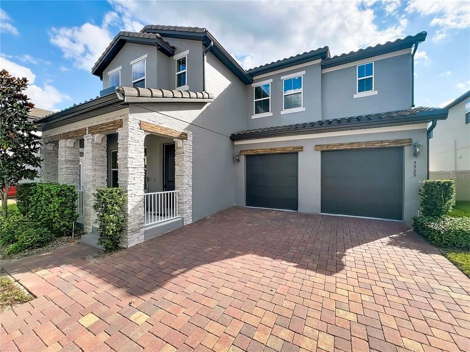 На продажу: $925,000 (5 спален, 4 ванн, 4034 Квадратных фут)