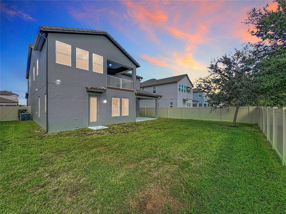 На продажу: $925,000 (5 спален, 4 ванн, 4034 Квадратных фут)