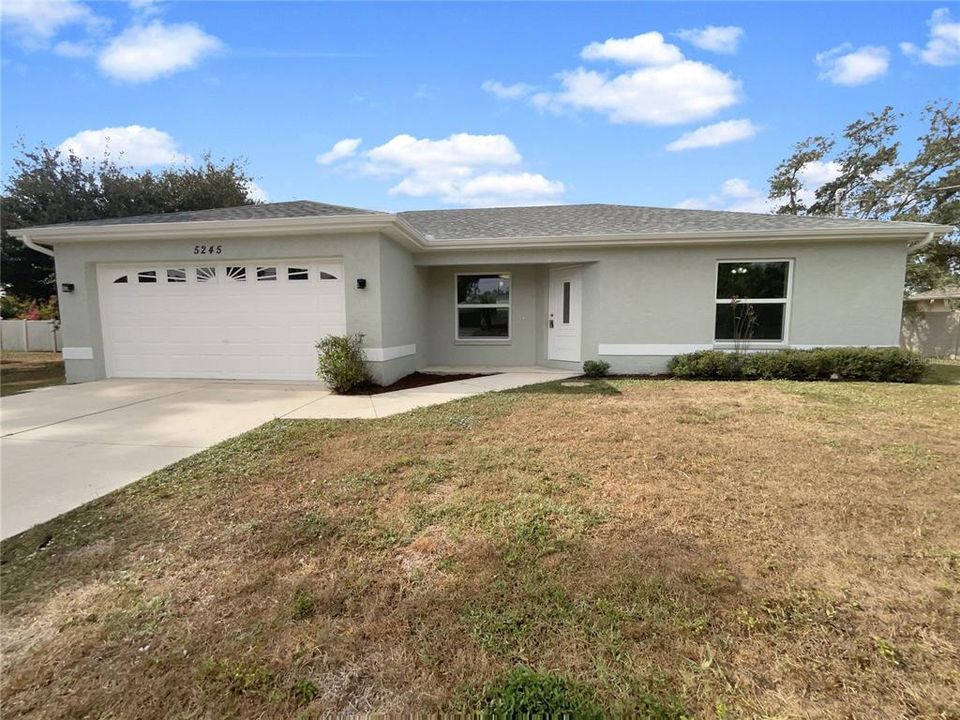 Под контрактом: $257,000 (3 спален, 2 ванн, 1158 Квадратных фут)