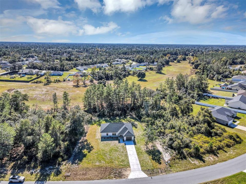 合同活跃: $269,900 (3 贝兹, 2 浴室, 1293 平方英尺)