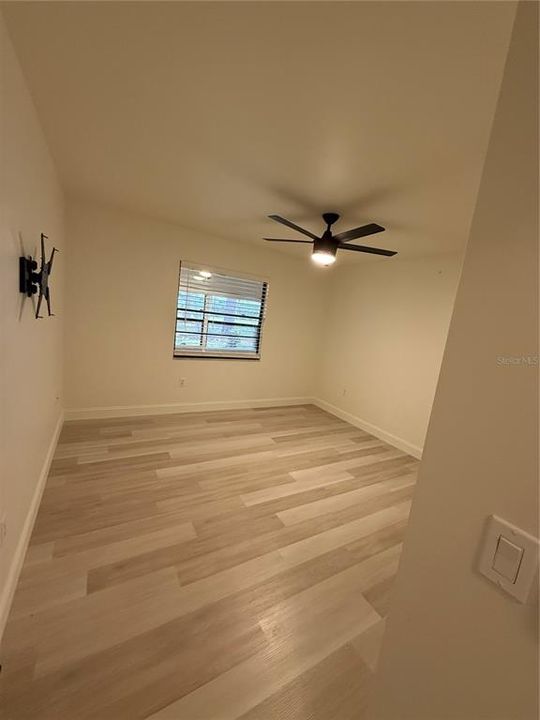 For Sale: $315,000 (2 beds, 2 baths, 1177 Square Feet)