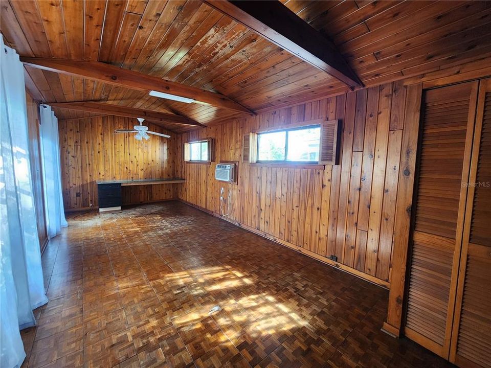 В аренду: $1,575 (2 спален, 1 ванн, 1195 Квадратных фут)