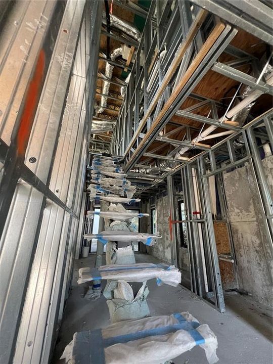 For Sale: $929,000 (5 beds, 5 baths, 3200 Square Feet)