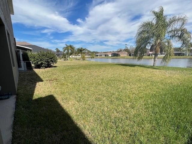 出租: $3,600 (4 贝兹, 2 浴室, 2944 平方英尺)