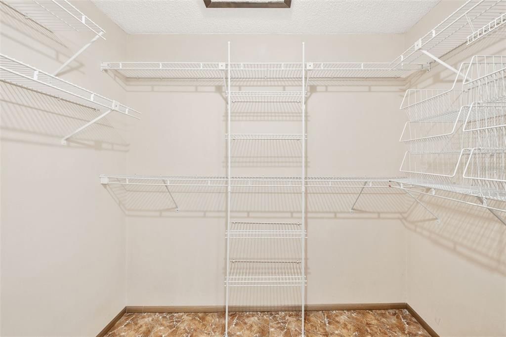 待售: $500,000 (3 贝兹, 2 浴室, 1953 平方英尺)