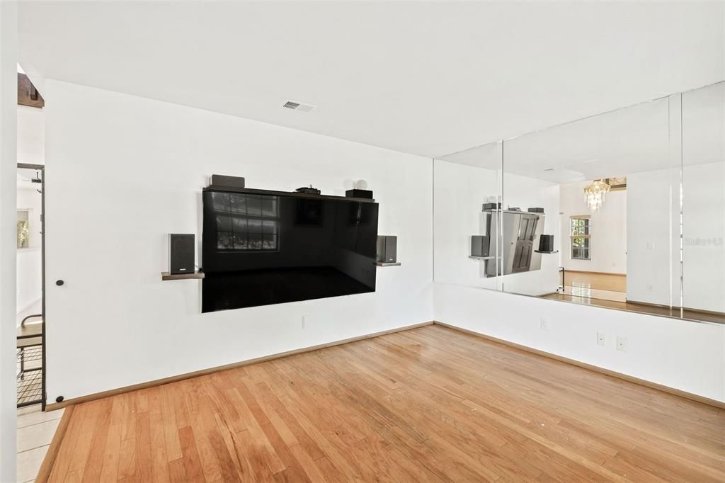 待售: $500,000 (3 贝兹, 2 浴室, 1953 平方英尺)