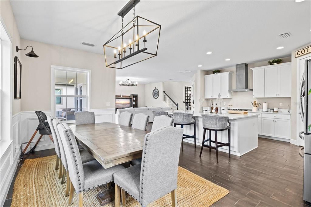 For Rent: $3,500 (4 beds, 2 baths, 2810 Square Feet)