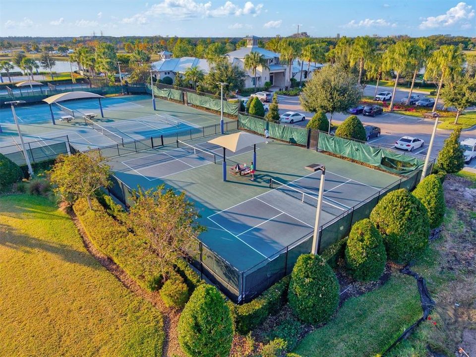 For Rent: $3,500 (4 beds, 2 baths, 2810 Square Feet)