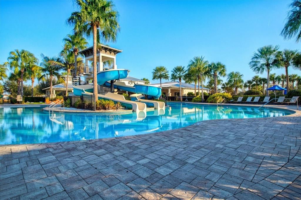 For Rent: $3,500 (4 beds, 2 baths, 2810 Square Feet)