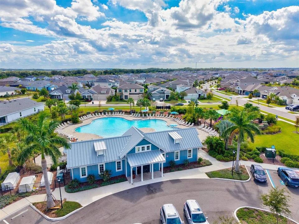 For Rent: $3,500 (4 beds, 2 baths, 2810 Square Feet)