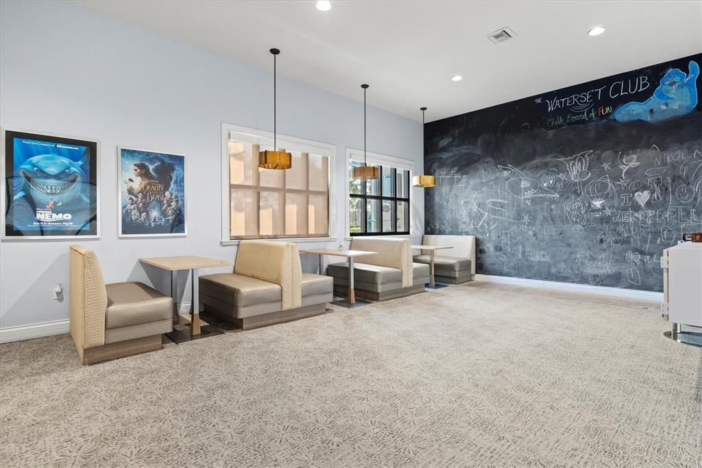 For Rent: $3,500 (4 beds, 2 baths, 2810 Square Feet)