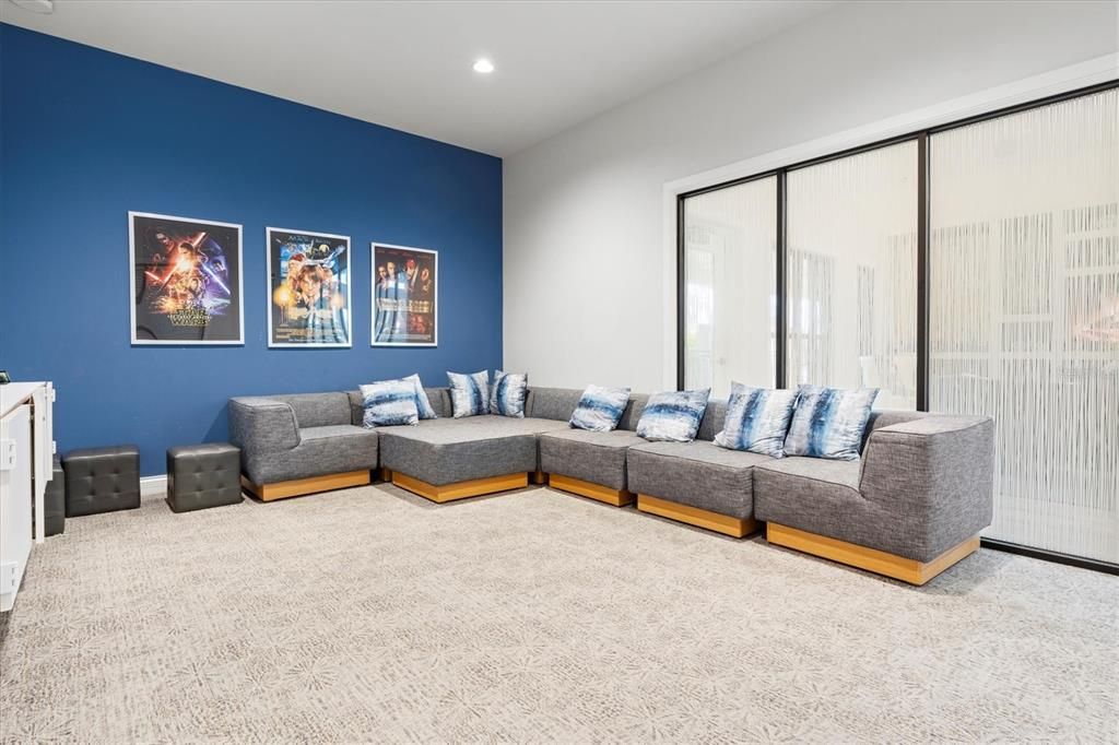 For Rent: $3,500 (4 beds, 2 baths, 2810 Square Feet)