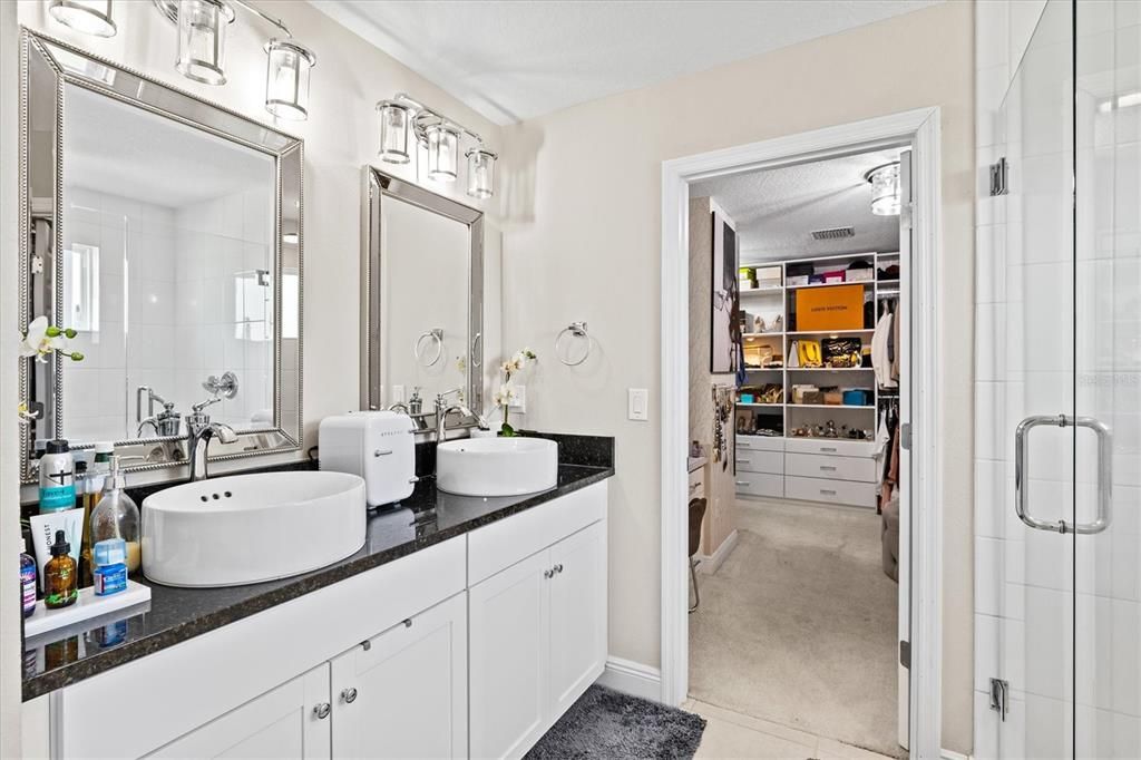 For Rent: $3,500 (4 beds, 2 baths, 2810 Square Feet)