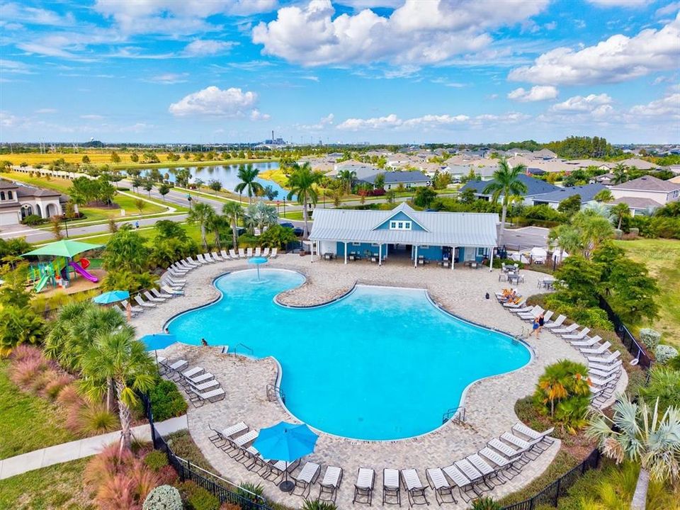 For Rent: $3,500 (4 beds, 2 baths, 2810 Square Feet)