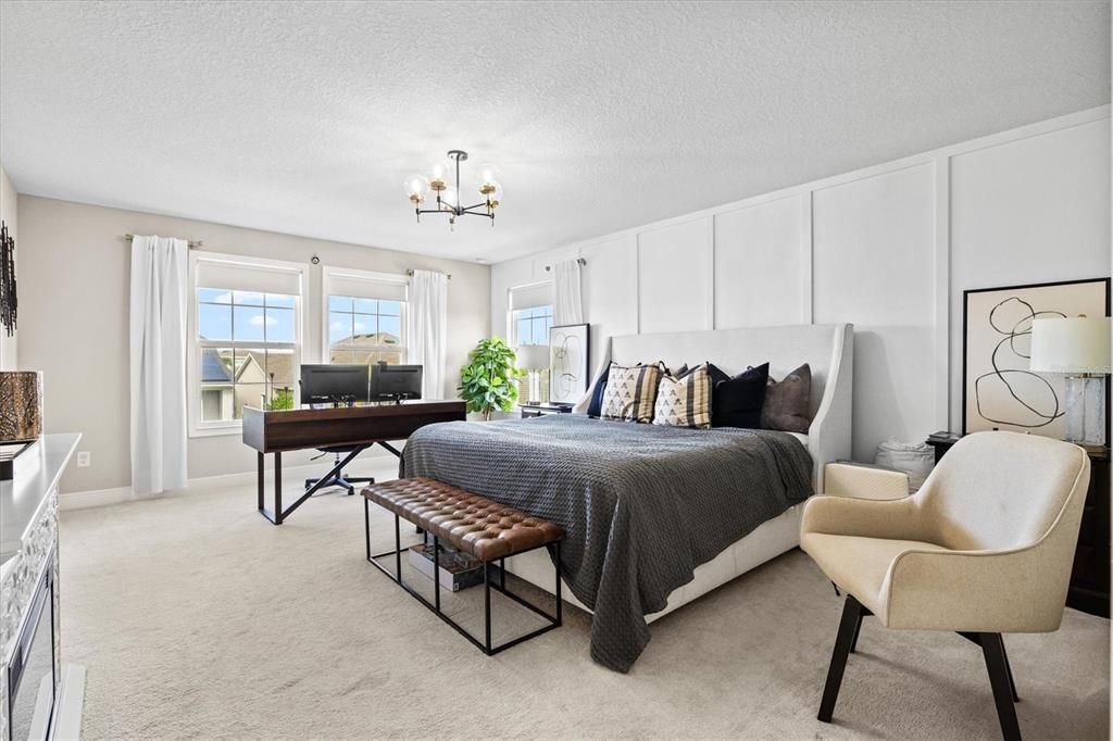 For Rent: $3,500 (4 beds, 2 baths, 2810 Square Feet)