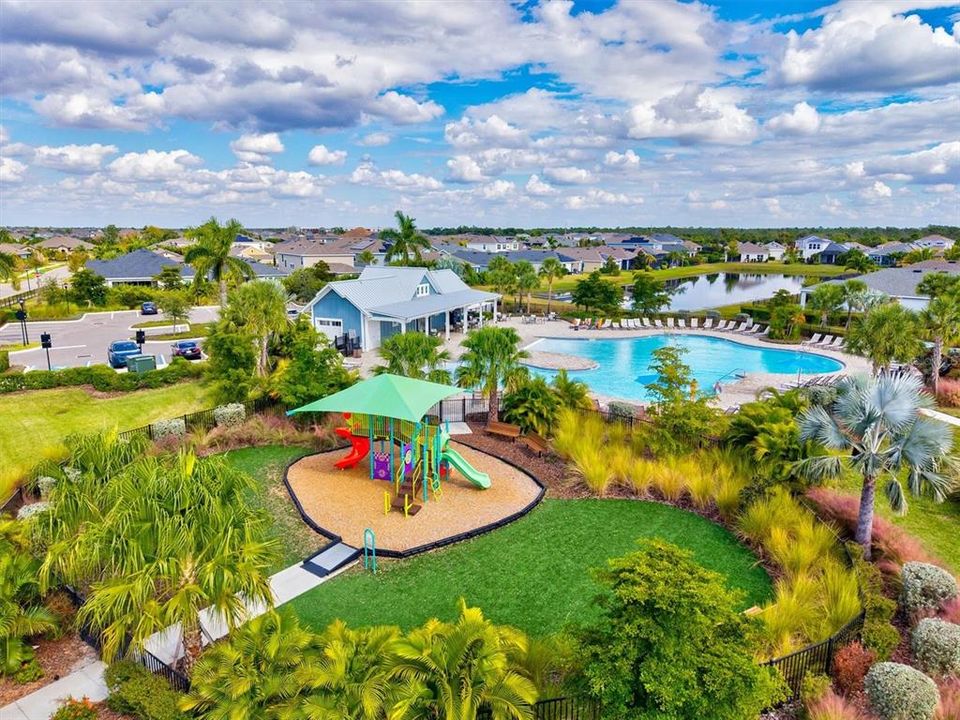 For Rent: $3,500 (4 beds, 2 baths, 2810 Square Feet)