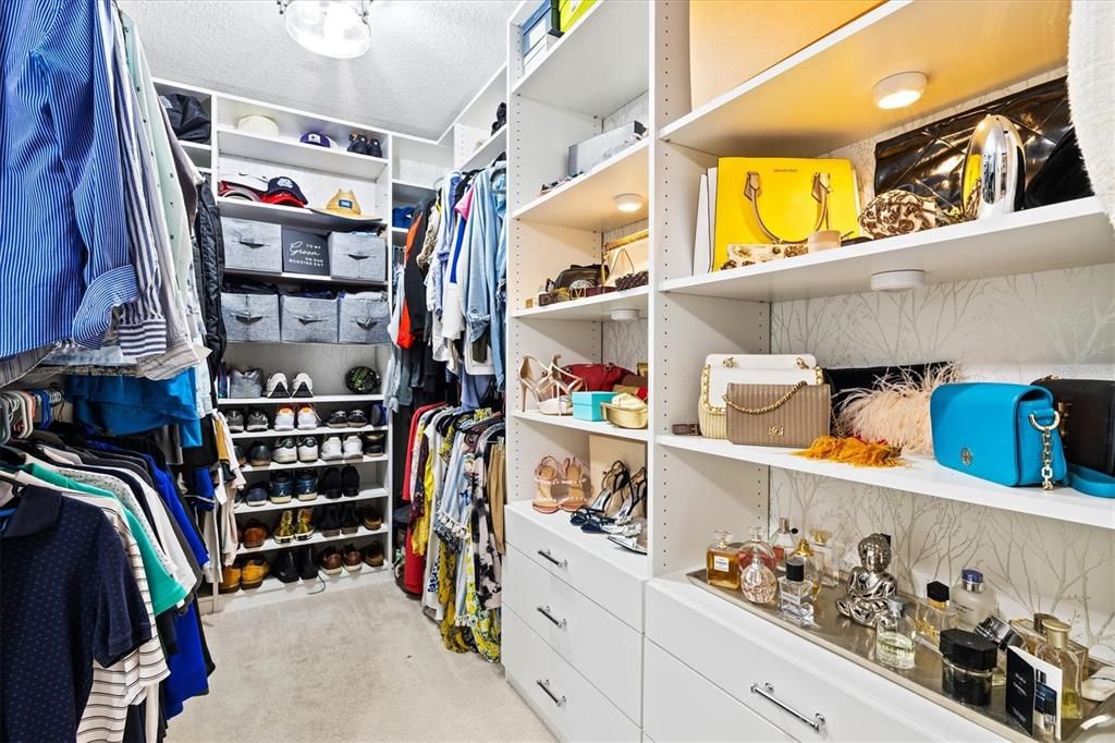 For Rent: $3,500 (4 beds, 2 baths, 2810 Square Feet)