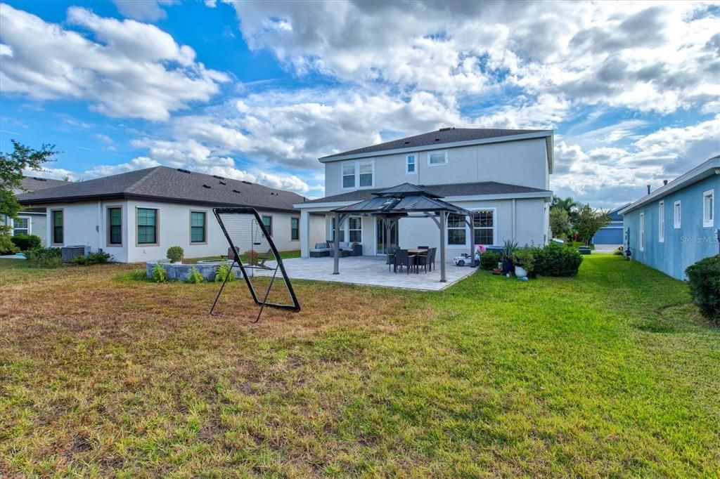 For Rent: $3,500 (4 beds, 2 baths, 2810 Square Feet)