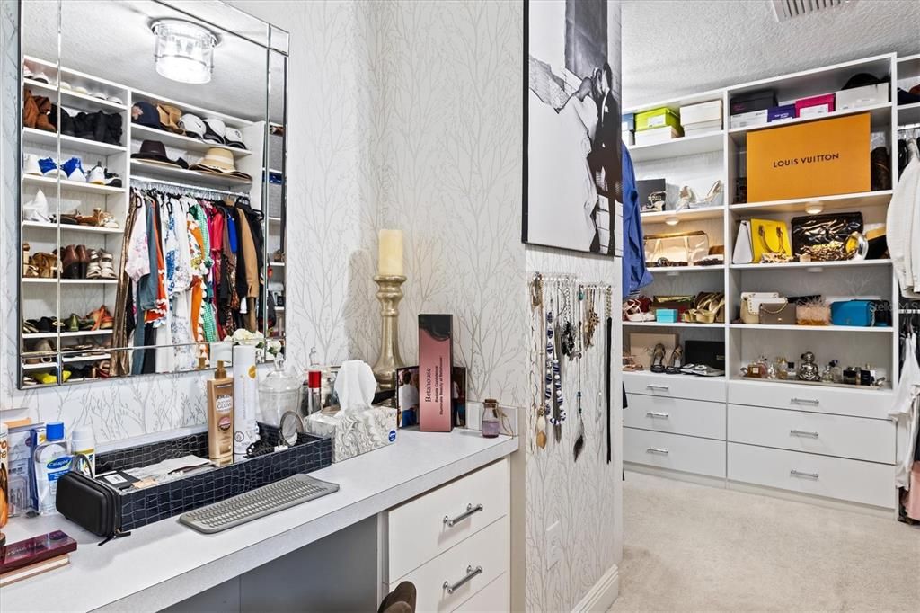 For Rent: $3,500 (4 beds, 2 baths, 2810 Square Feet)